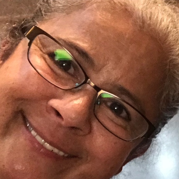 Meet your Posher, Patricia - Picture 1 of 1